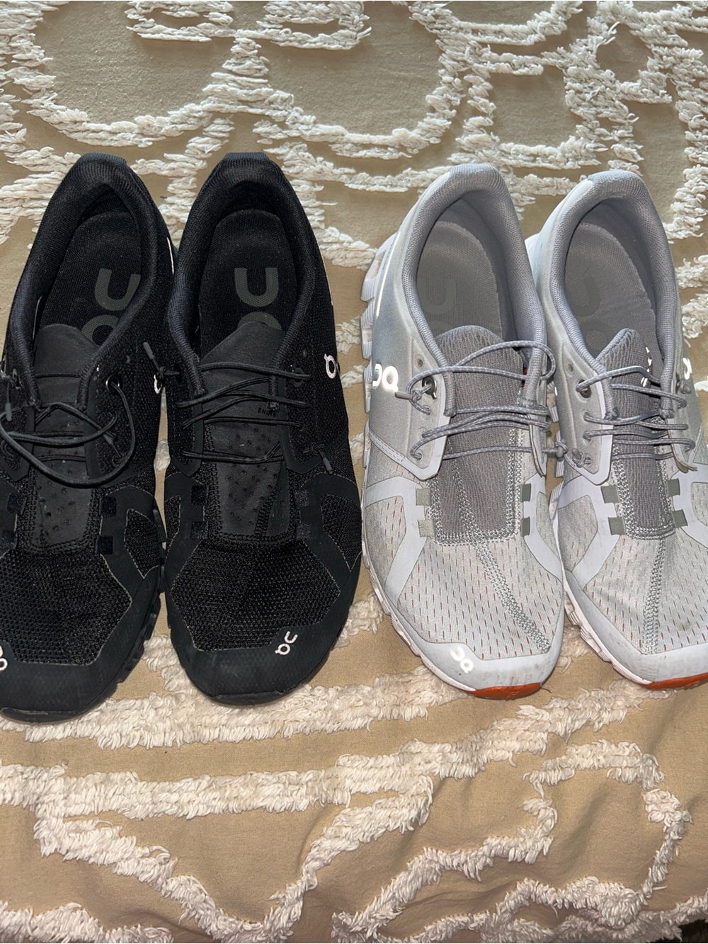 On Cloud two pair gray & black size 8
